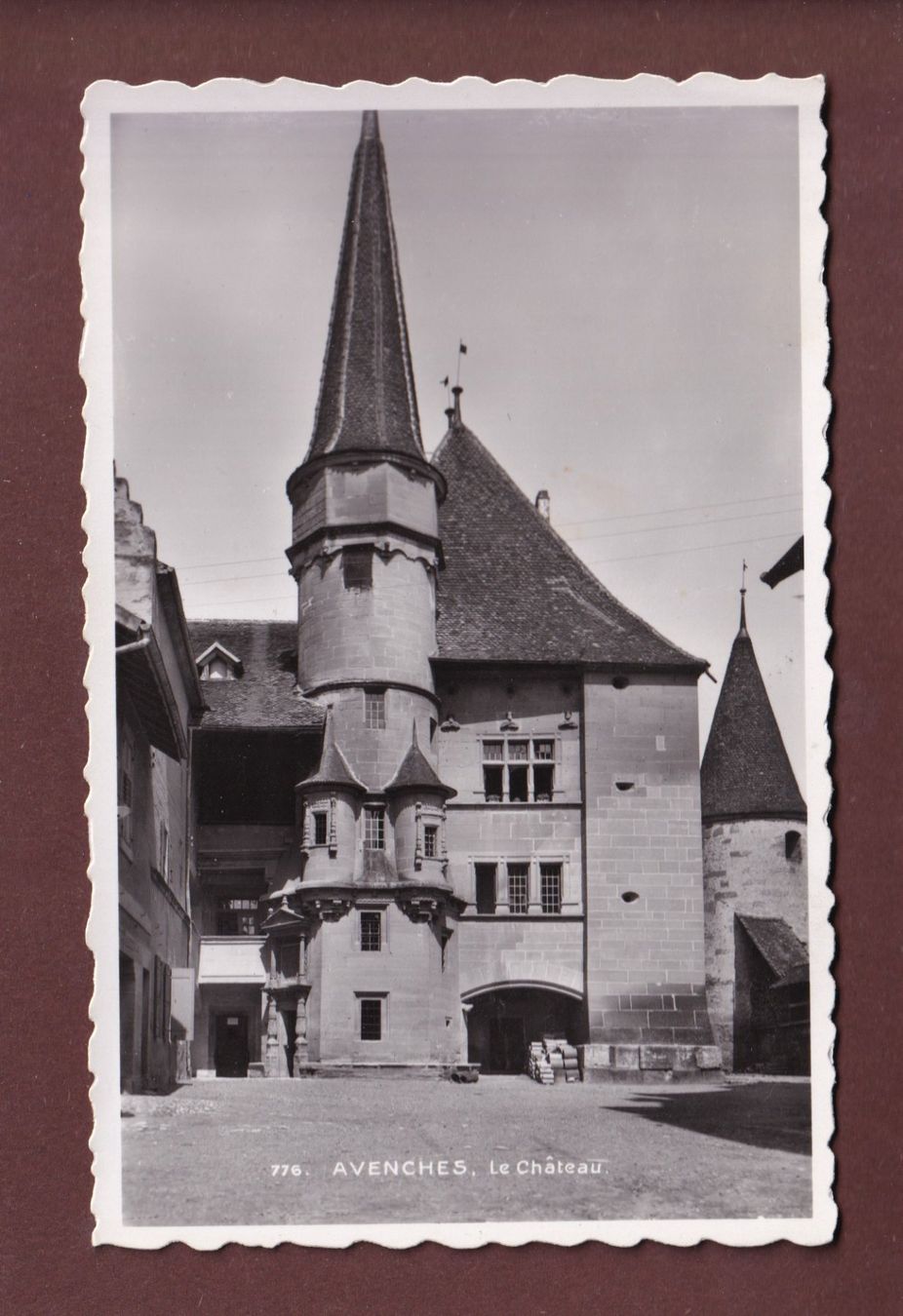 Ansichtskarten: AVENCHES - Le Château – Gebraucht aus Pully von nicecards-shop