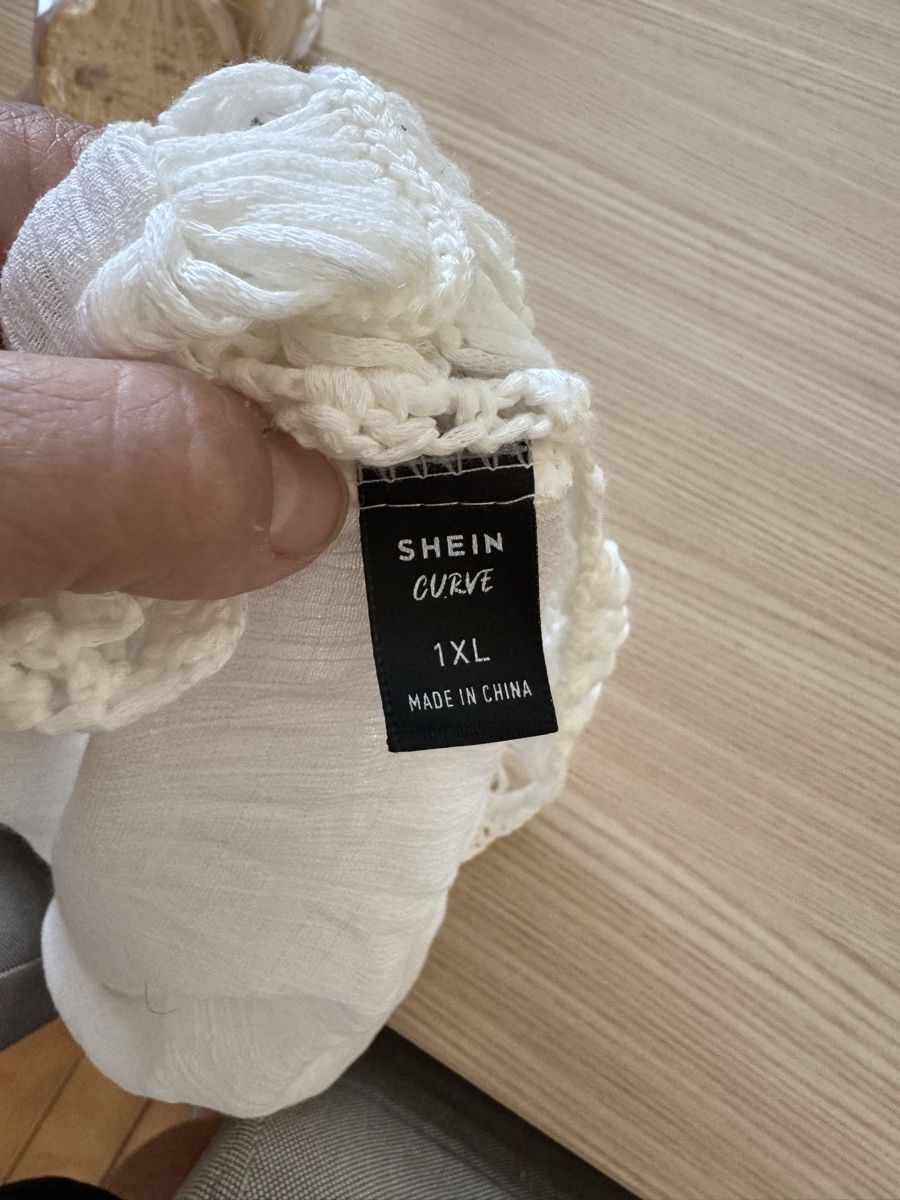 Shein Tuniken: Shein Curve, Tunique blanche Marina – Gebraucht aus Veyrier von kimedovapa 2