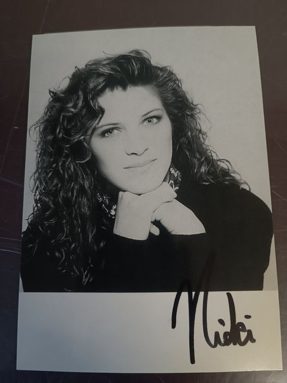 Nicki - handsignierte Autogrammkarte (Gebraucht) in Menziken für CHF 4. ...