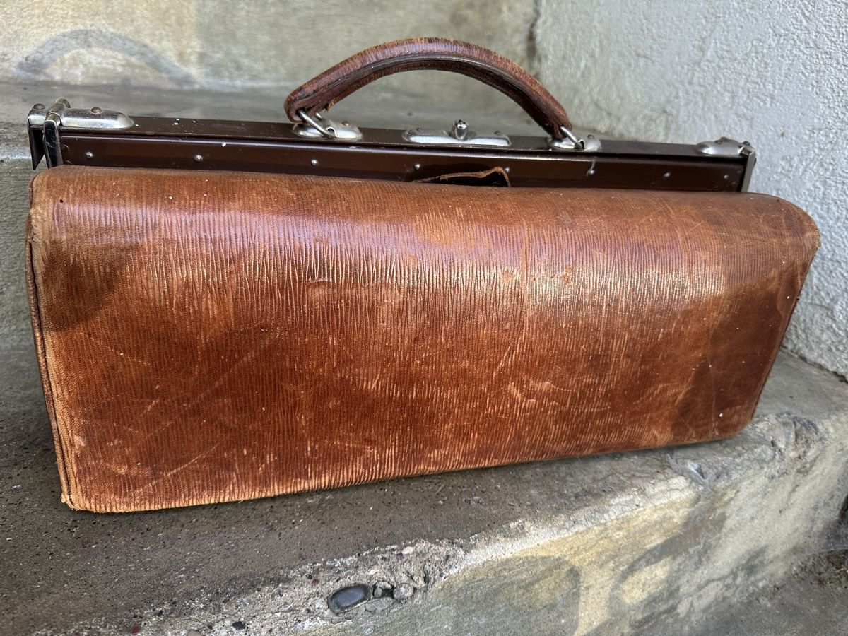Valigie: Arzttasche leder tasche koffer – Usato da Reinach AG venduto da rares75 1