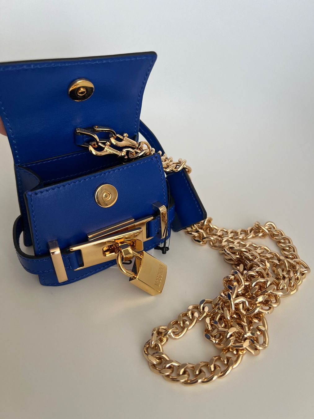 Moschino Borse da donna: Mini Moshino Tasche, royalblau. NEU – Nuovo (secondo la descrizione) da Bergdietikon venduto da pinkerton13 8