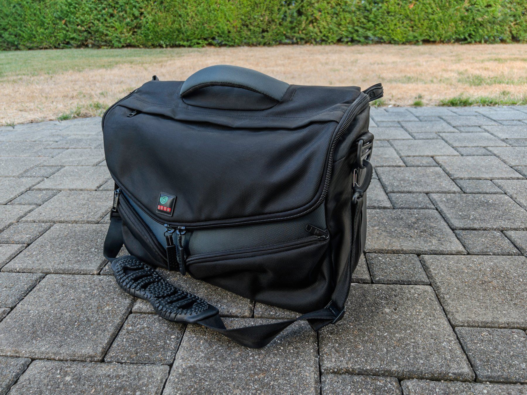 Kata Sacs: Notebook- und Kameratasche Kata CS-17 – D'occasion à Utzenstorf par 256479sobe 6