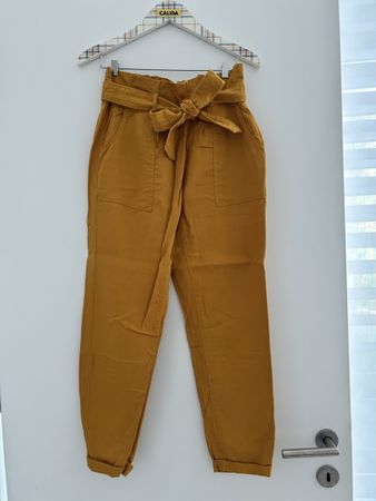 Senfgelbe gelbe Stoffhose Sommerhose Grösse 34