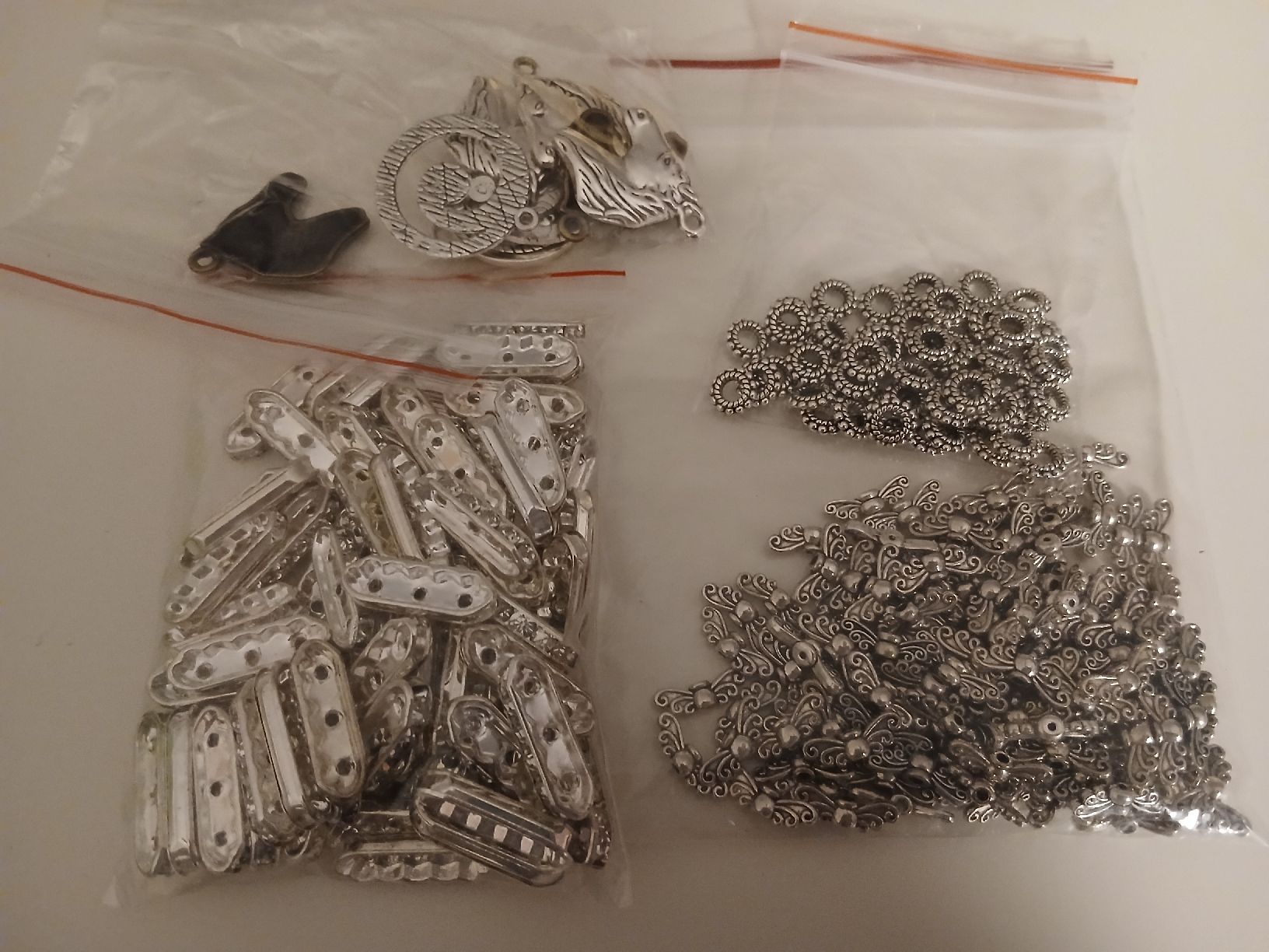 Kit bricolage: zum Schmuck basteln  – Nuovo (secondo la descrizione) da Stansstad venduto da mikamo