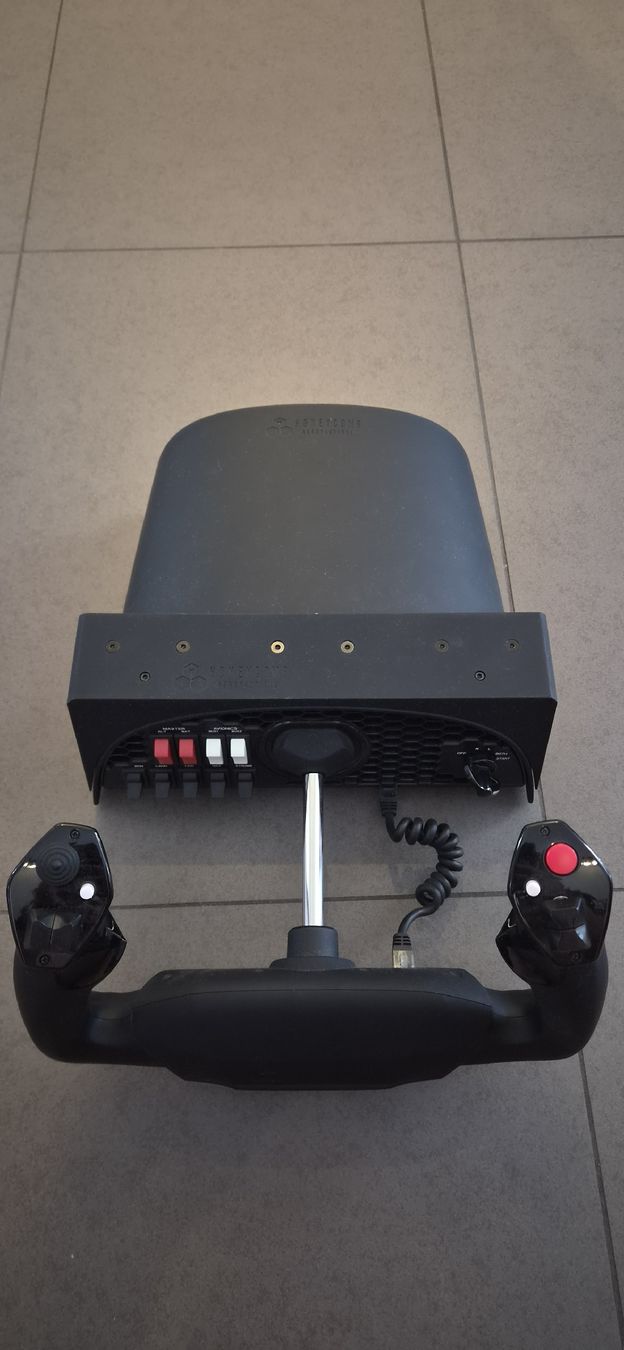 Honeycomb Controller: HONEYCOMB Alpha Flight Controls – Usato da Zürich venduto da untouchedarc 1