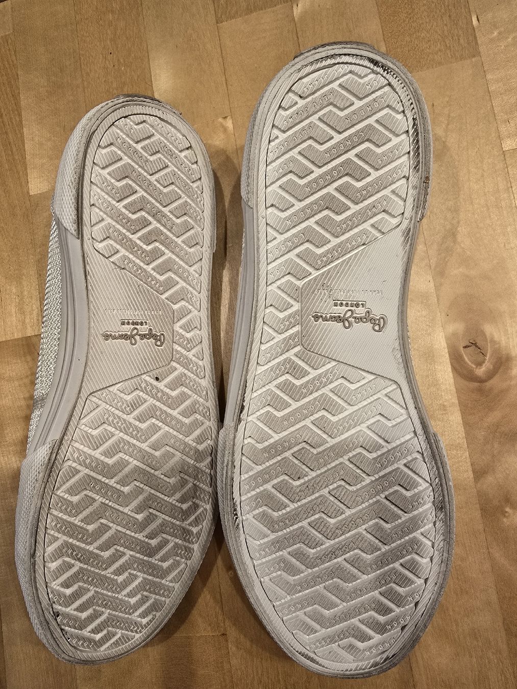 Pepe Jeans Scarpe da donna: Pepe Jeans weiss, Grösse 38 – Usato da Regensdorf venduto da isatoby9591 1
