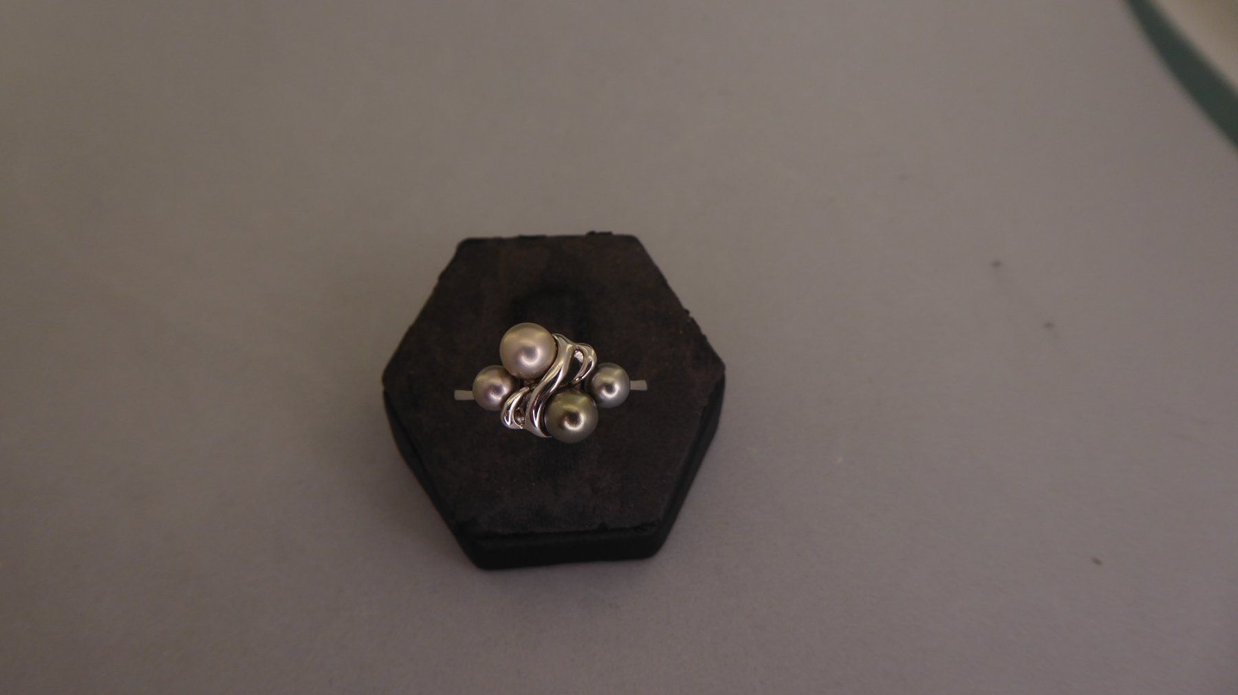 Anelli: Ring 925 Silber mit synthetischem Perlen – Usato da Muri AG venduto da Lineli2020 1