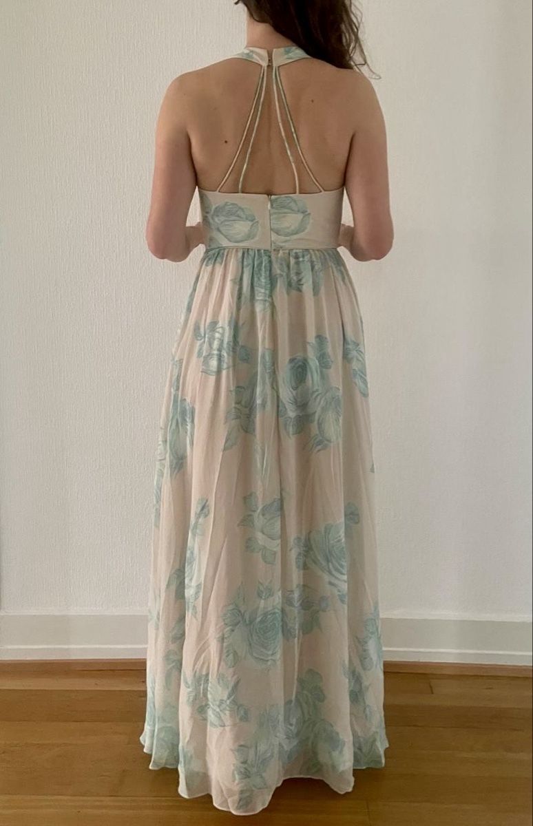 Robes: Summer evening dress - EU38 – D'occasion à Lausanne par ali_z8hd