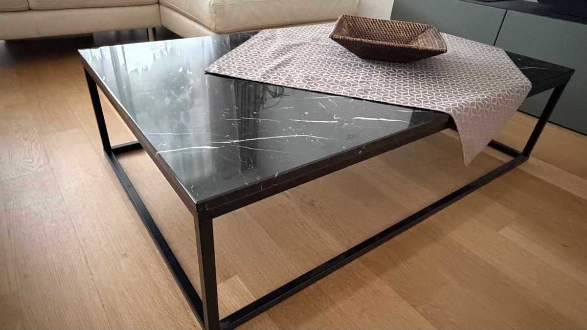 Livique Tische: Couch Marmortisch – Gebraucht aus Meggen von Ka232