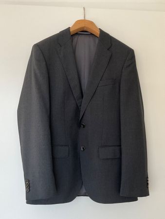 Tommy Hilfiger Suit & Bag 48