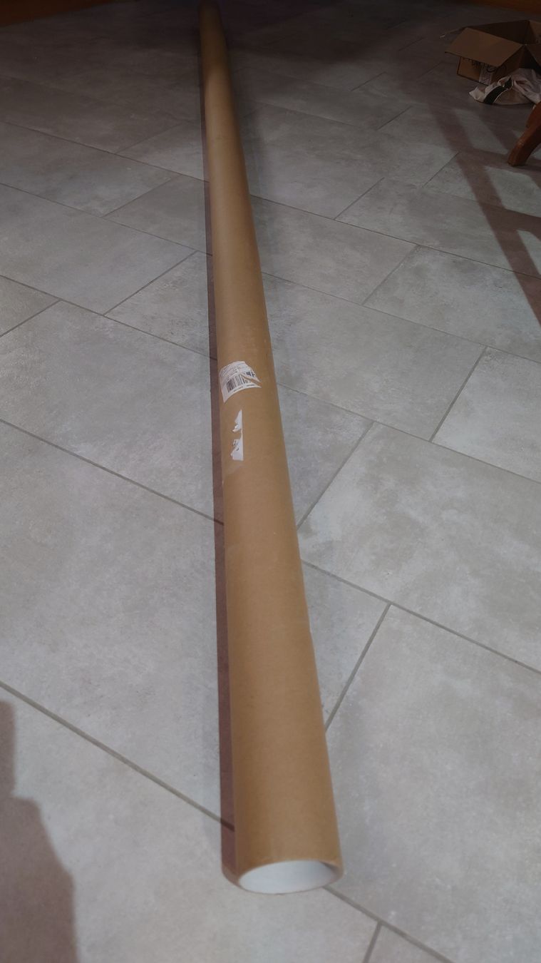 Cartoni: Kartonrolle 3m – Usato da Bözberg venduto da Kitekiller94