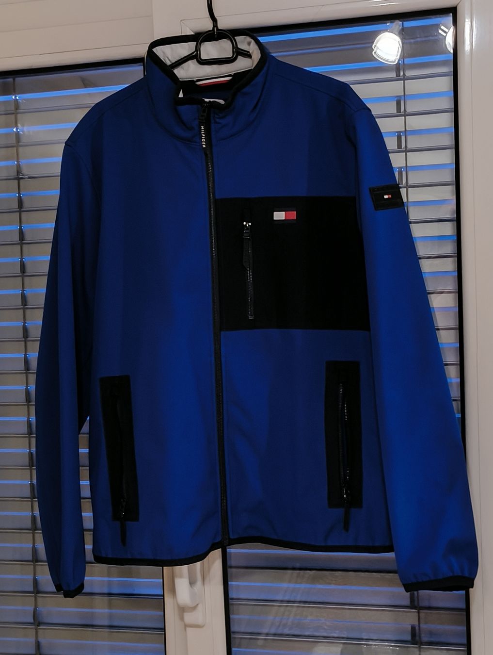 Giacche: Jacke von Tommy Hilfiger grösse L – Nuovo (secondo la descrizione) da Zürich venduto da brockenhaus_ZH