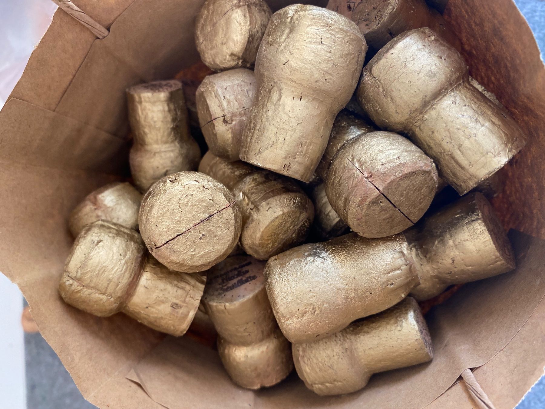Apribottiglie & Tappi per chiusura: 75 goldige Champagner Korken (Hochzeit oder Geburi) – Usato da Fribourg venduto da dafral