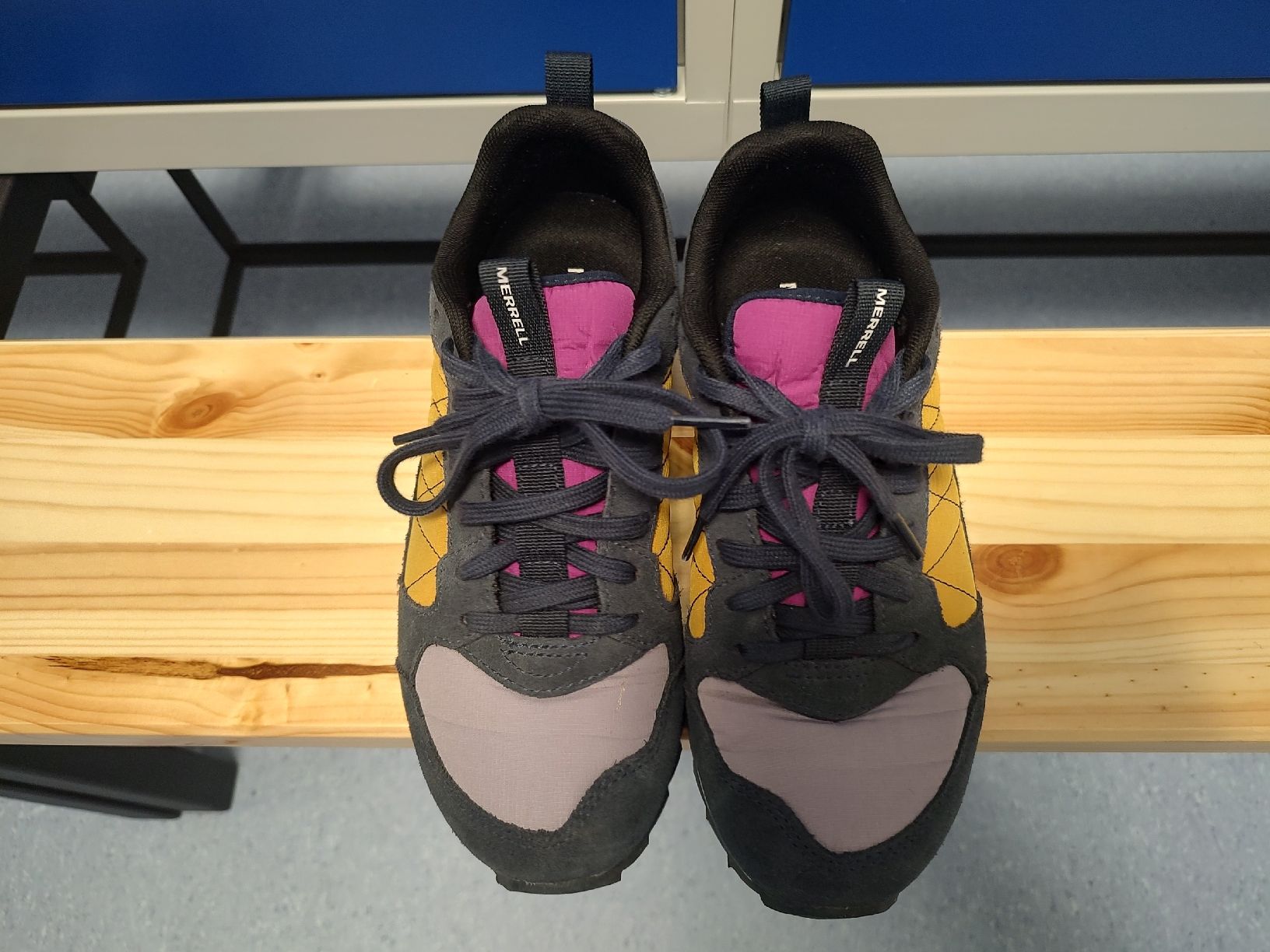 Merrell Scarpe da donna: Merell Schuhe Sneakers – Usato da Wiler (Lötschen) venduto da mic_77ld