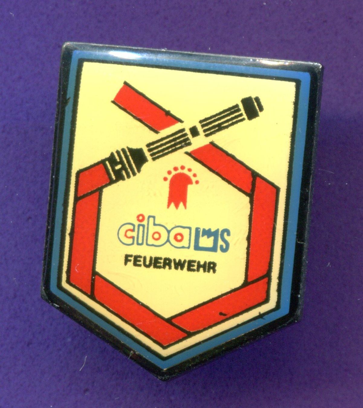 Placchette & Badge: Feuerwehr  CIBA – Usato da Winterthur venduto da Sammleroase