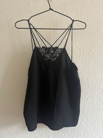 top dentelle noir 