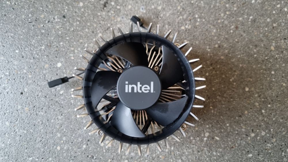 INTEL LGA-1700 original CPU Kühler | Kaufen auf Ricardo