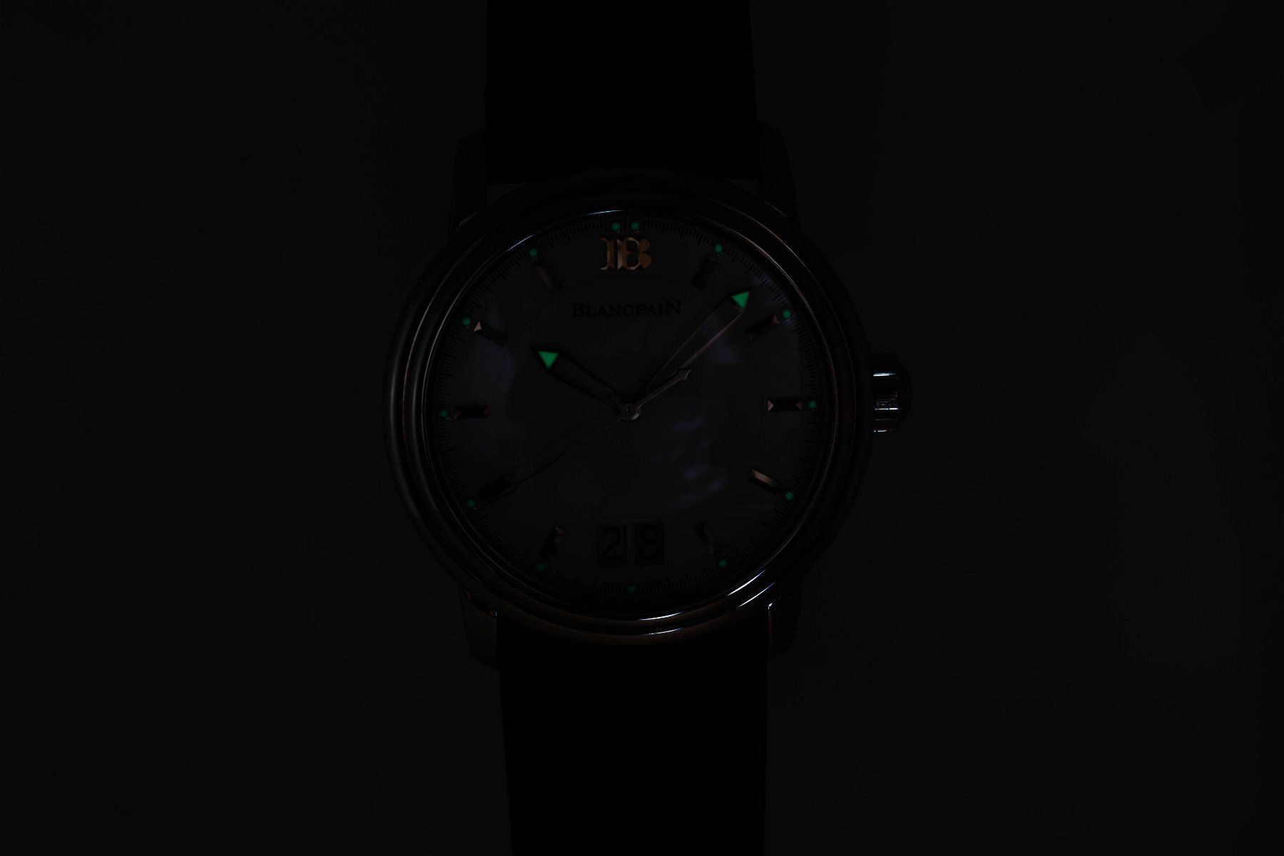 Blancpain Orologi: Blancpain Léman Big Date 40mm – Nuovo (secondo la descrizione) da Epalinges venduto da Edelweiss51 1