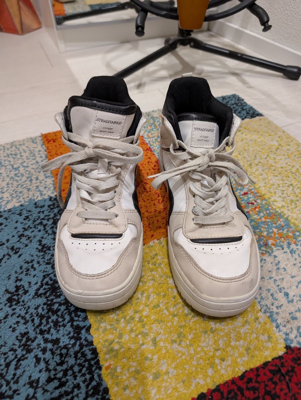 Stradivarius Scarpe da uomo: Stradivarius 38 – Usato da Palézieux-Village venduto da sunseeker1975