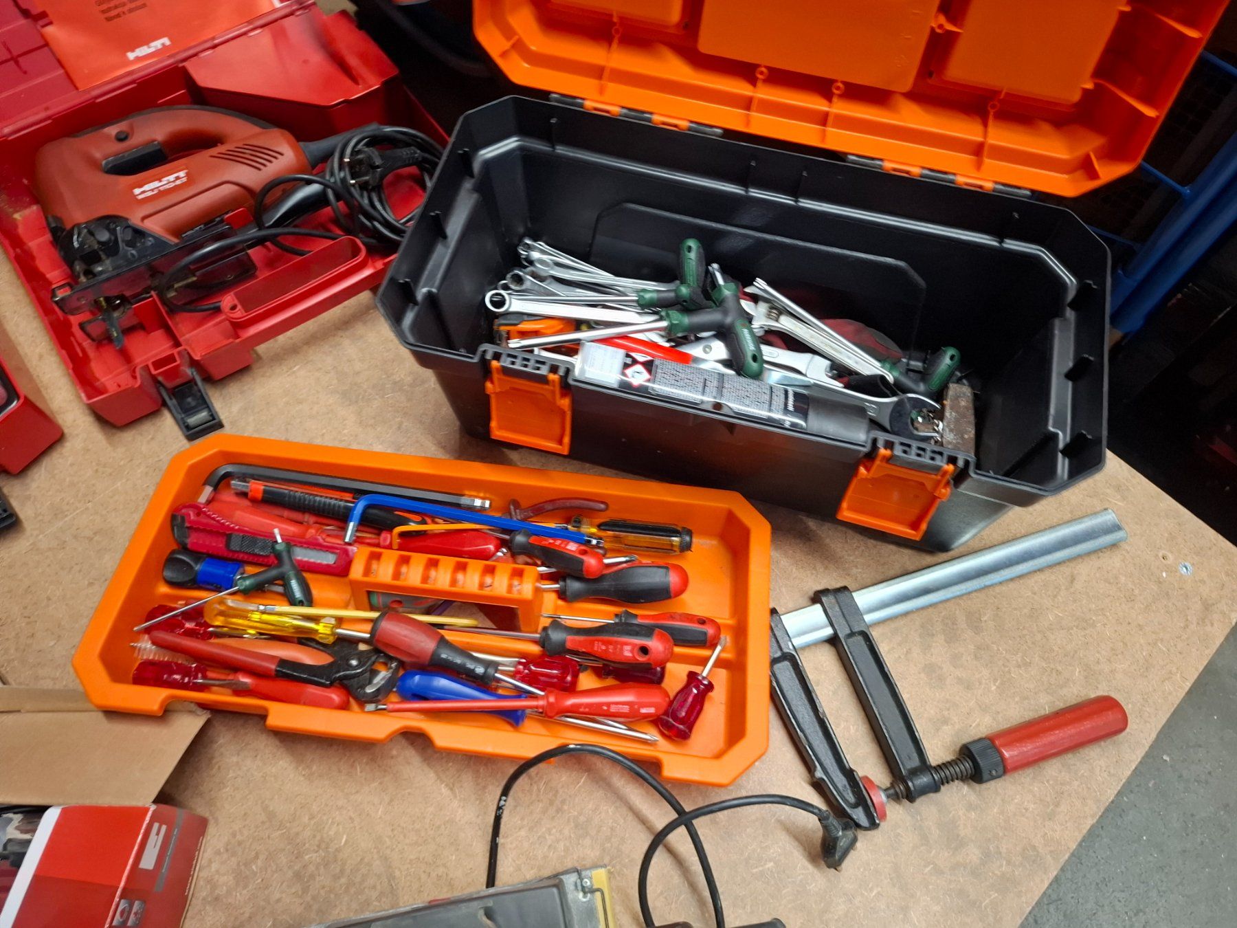 Tutti gli attrezzi: 956 Posten Diverse Werkzeugartikel – Usato da Derendingen venduto da Meisterstuecke 2