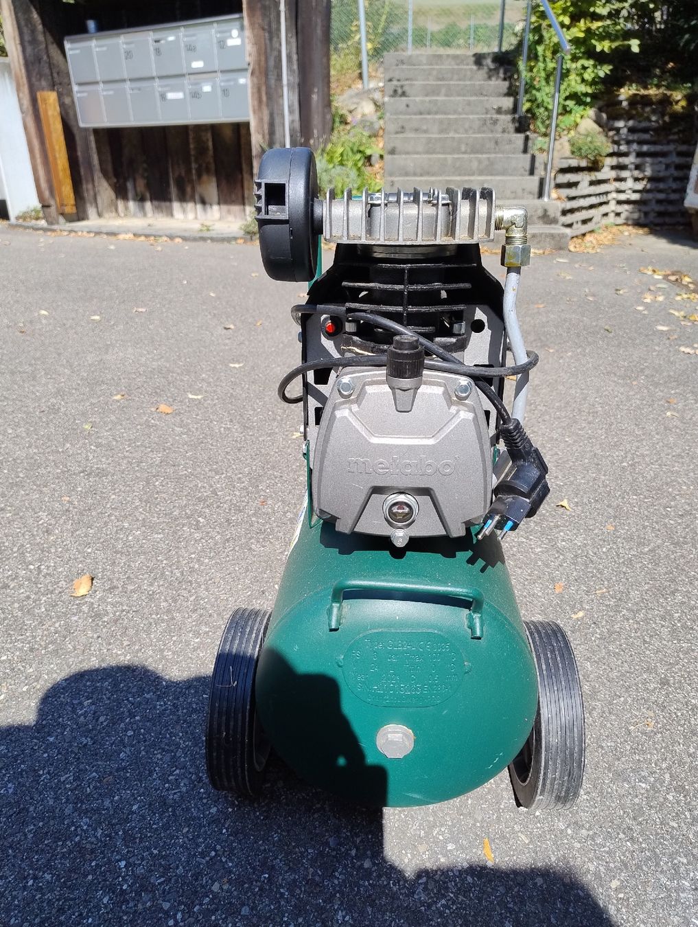 Metabo Kompressoren: Metabo Kompressor Basic 250-24 W sehr wenig gebraucht! – Gebraucht aus Rüti ZH von Lux05 1