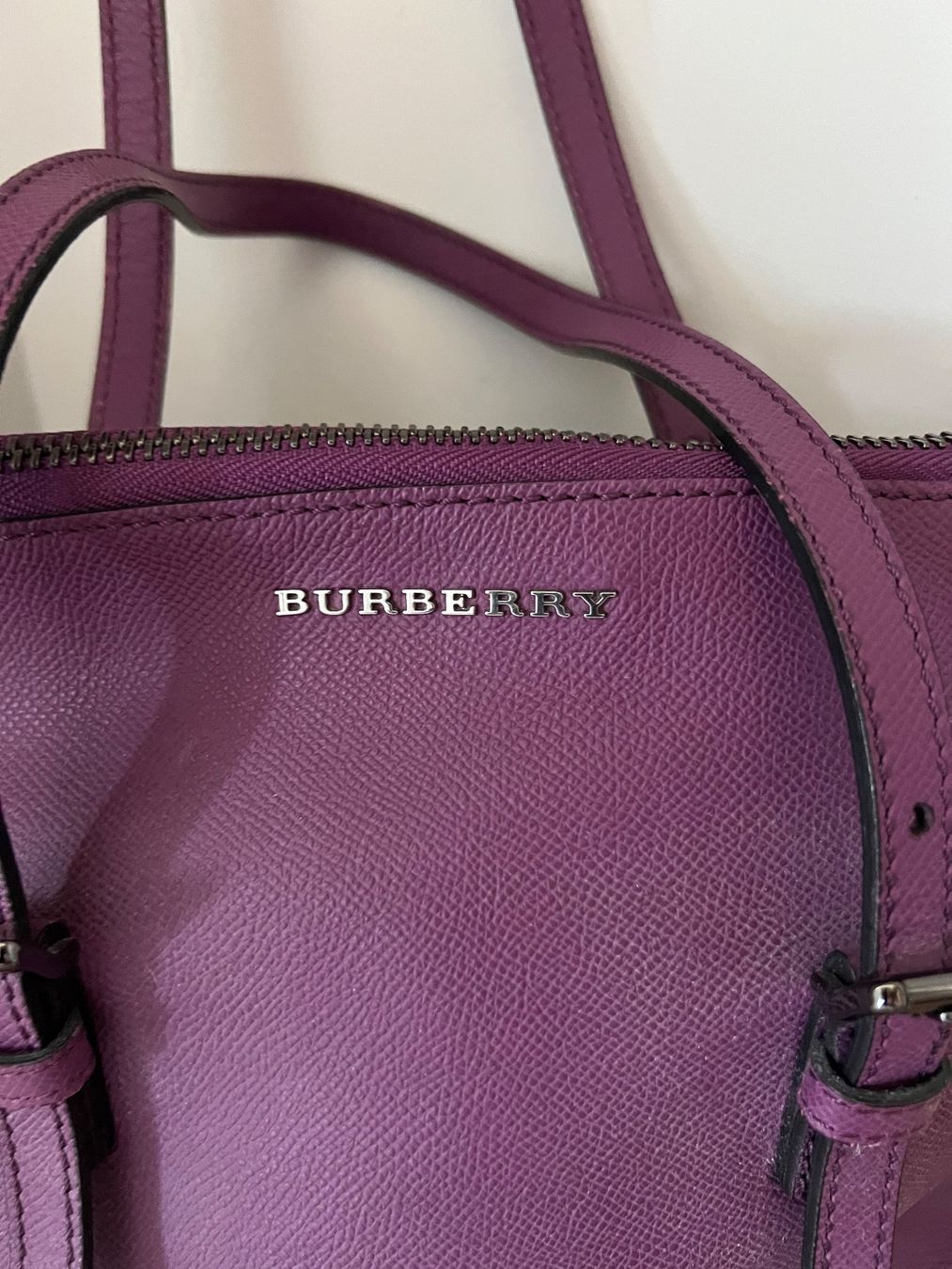 Burberry Borse da donna: Burberry Handtasche – Nuovo (secondo la descrizione) da Schaan venduto da mugerle 1