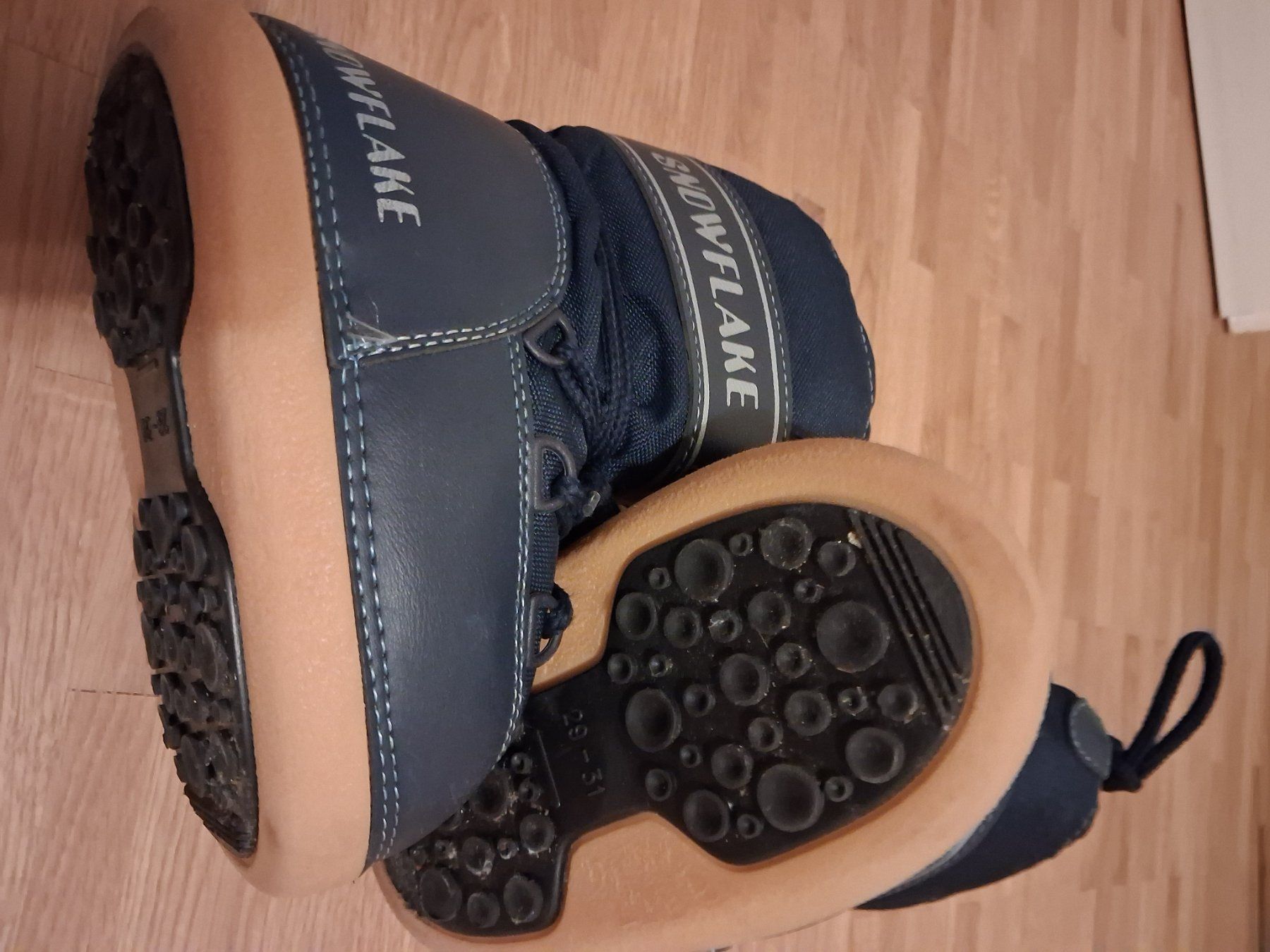 Scarpe per ragazzi: Winterschuhe boots – Usato da Oppligen venduto da SNJ18 1