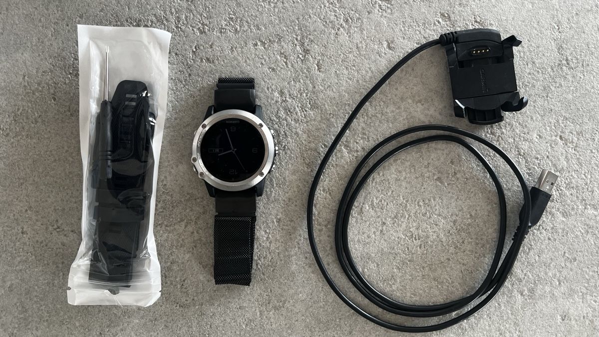 Garmin Smartwatch: Garmin Fenix 3 mit Ladekabel – Usato da widen venduto da toefflibueb89