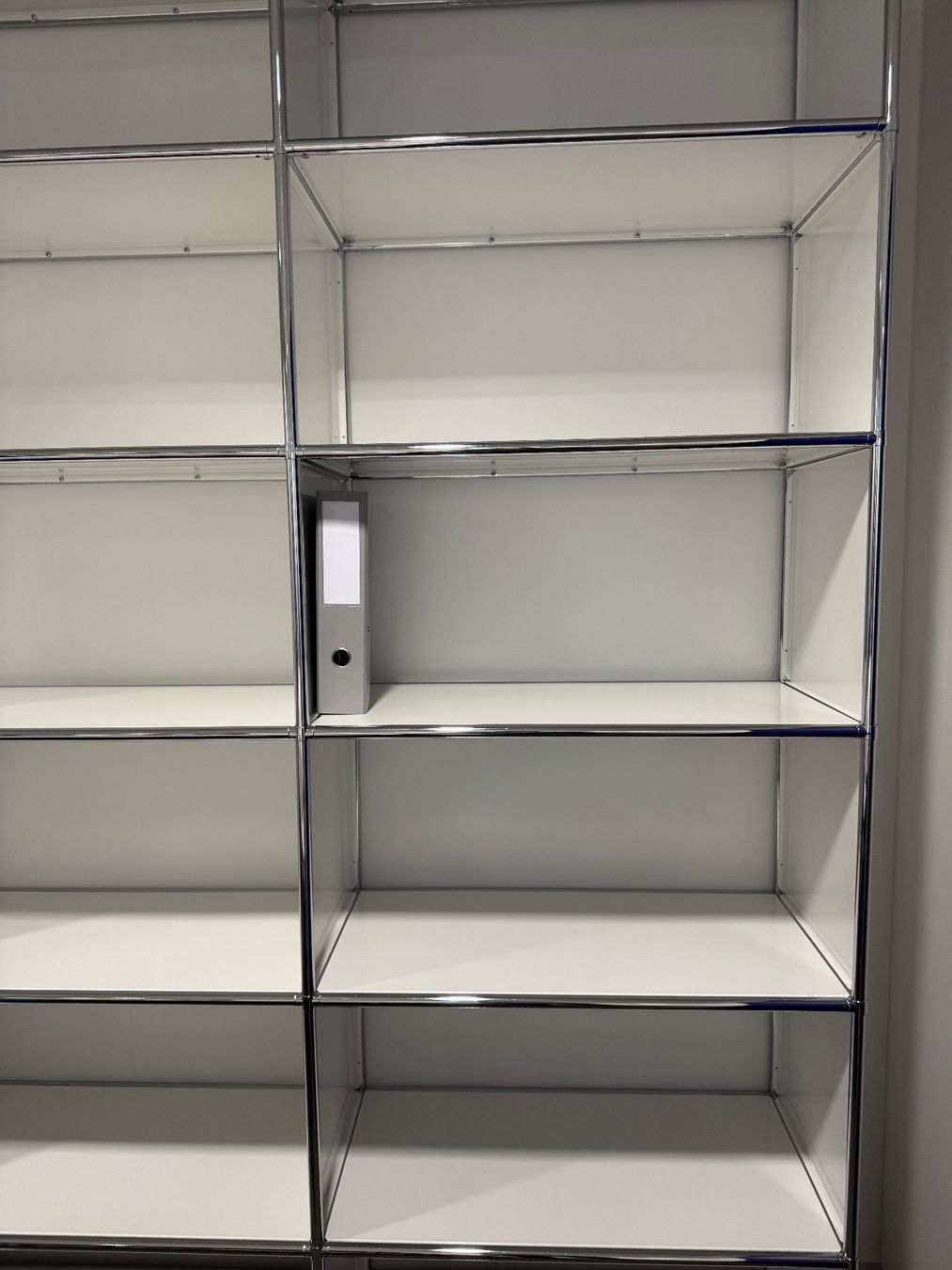 System4 Scaffali: Étagère modulable System 4 blanche 3x6 éléments occasion – Usato da Les Acacias venduto da jcs_x27f 7