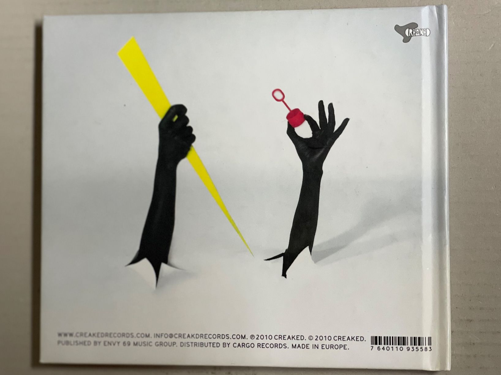 CD: Oy - First Box Then Walk – Usato da Muri b. Bern venduto da AdidasCollector 1