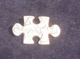 Basler Fasnachtsplakette Silber 2011 mit Nadel Top Zustand