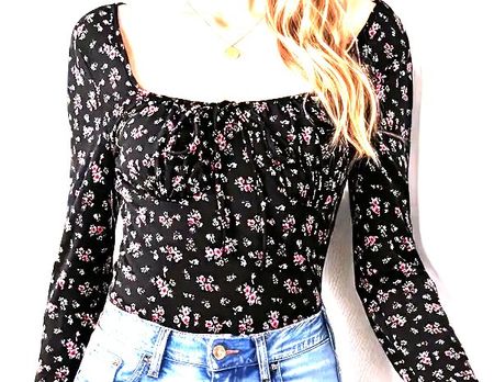 BLUSEN-SHIRT MIT BLÜMCHEN *NEU UND ORIGINALVERPACKT*