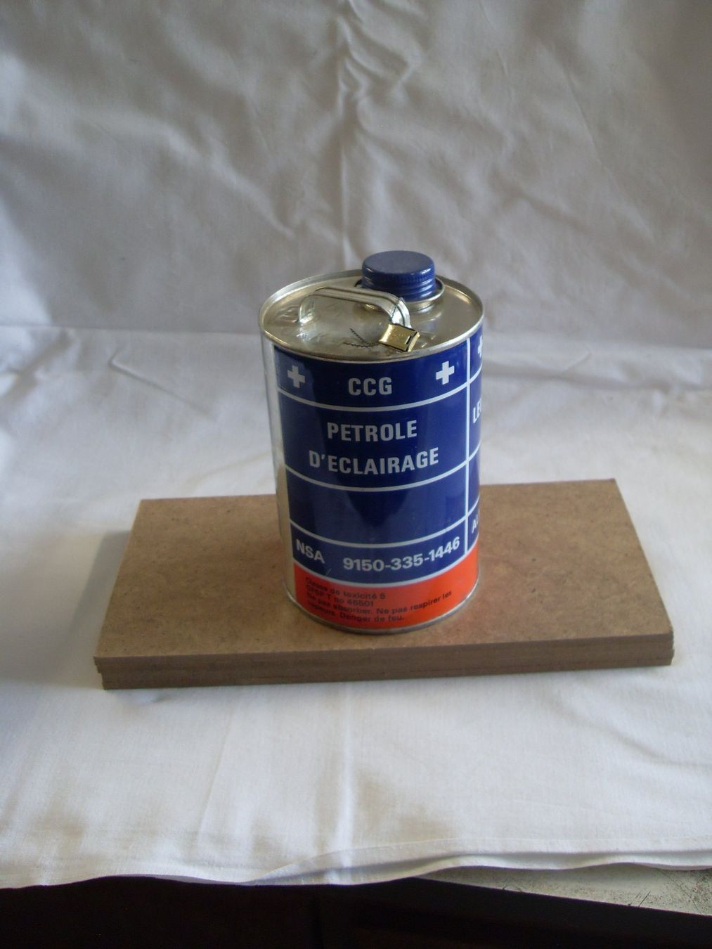 Lampen: Schweizer Armee - Original Leuchtpetroleum! – Neu und originalverpackt aus Wollerau von yukonjack0815 2