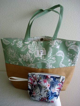 Freizeit-Tasche & Kosmetiktasche mit Isotherm-Beschichtung