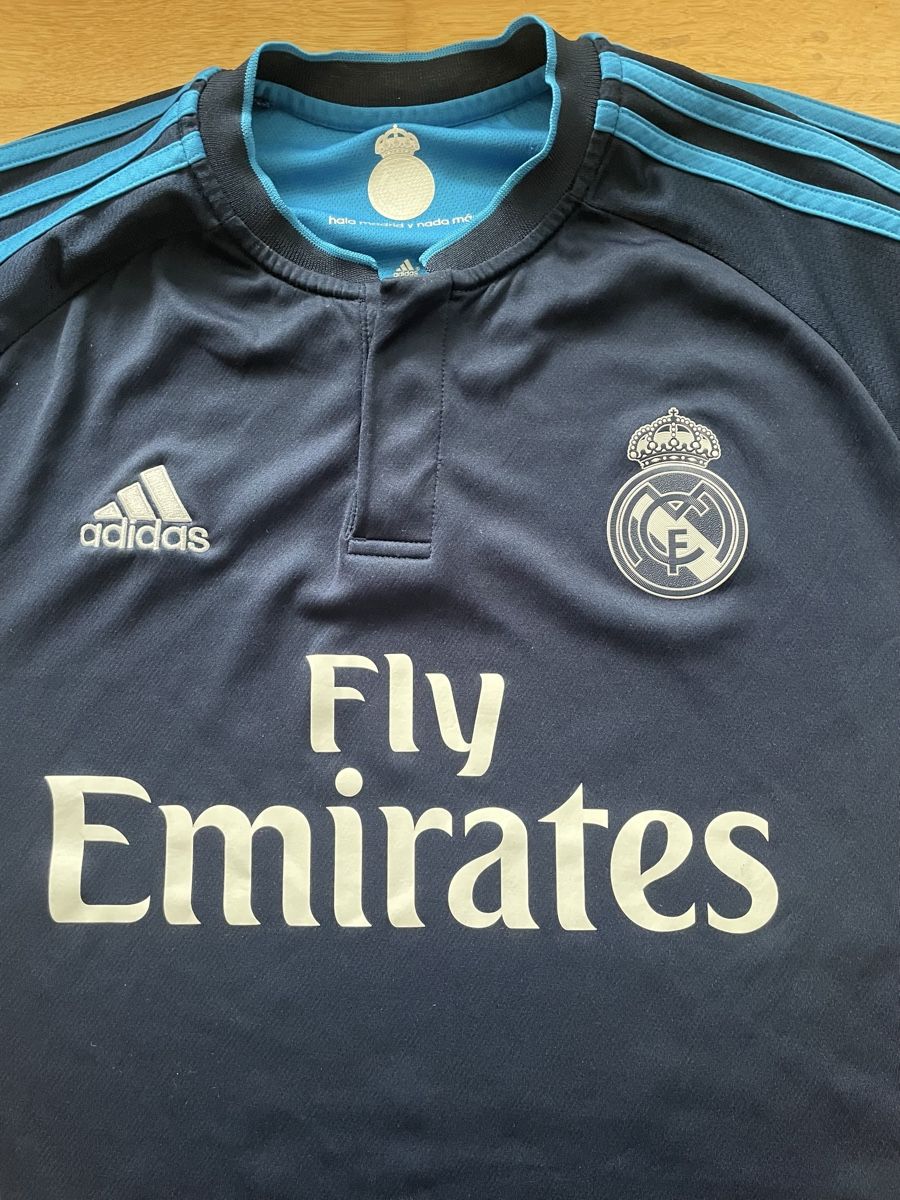Real Madrid Leibchen & Hosen: Original Real Madrid 2015/2016 Bale – Gebraucht aus Windisch von KilianRMA 3
