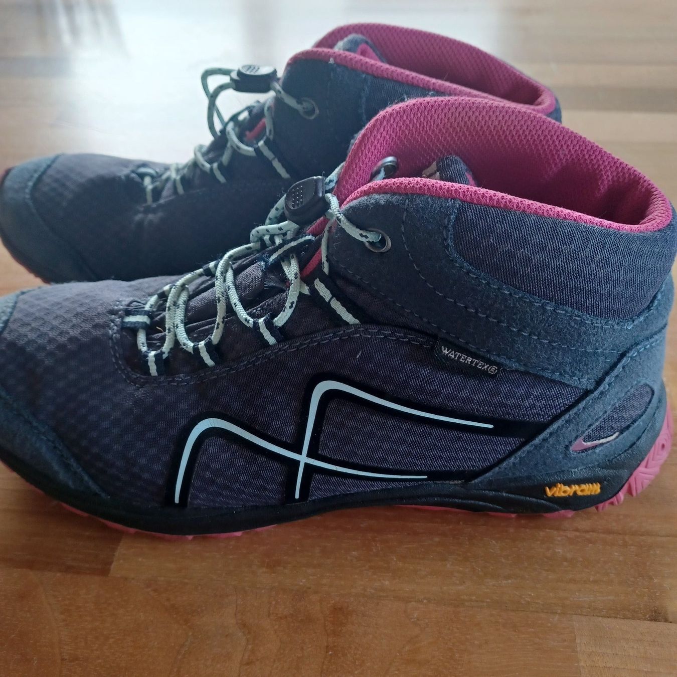 Everest Scarpe per ragazze: EVEREST Wanderschuh, Grösse 38 – Usato da Niederscherli venduto da 20sydney02 4