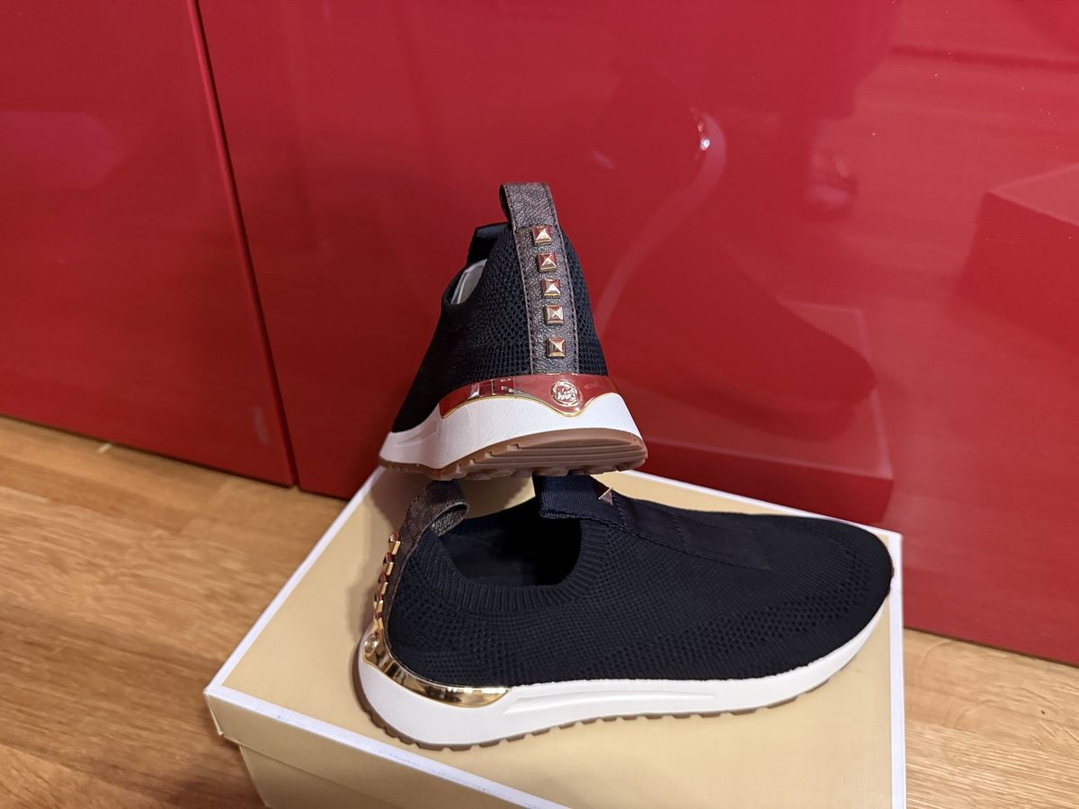 Scarpe da donna: Michael Kors Damen Sneaker, Grösse 38 Neu – Nuovo e nell'imballaggio originale da Reinach AG venduto da innamac 4
