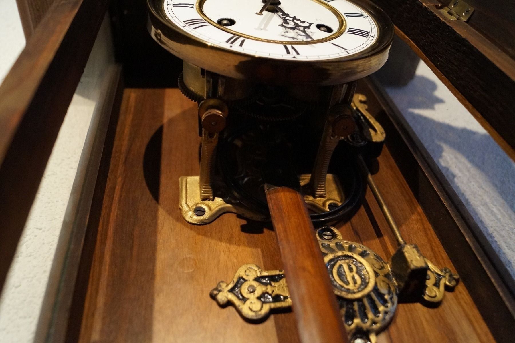 Orologi da terra & Orologi da parete: Antike Wanduhr / Pendeluhr – Usato da Nürensdorf venduto da Jx3p 4