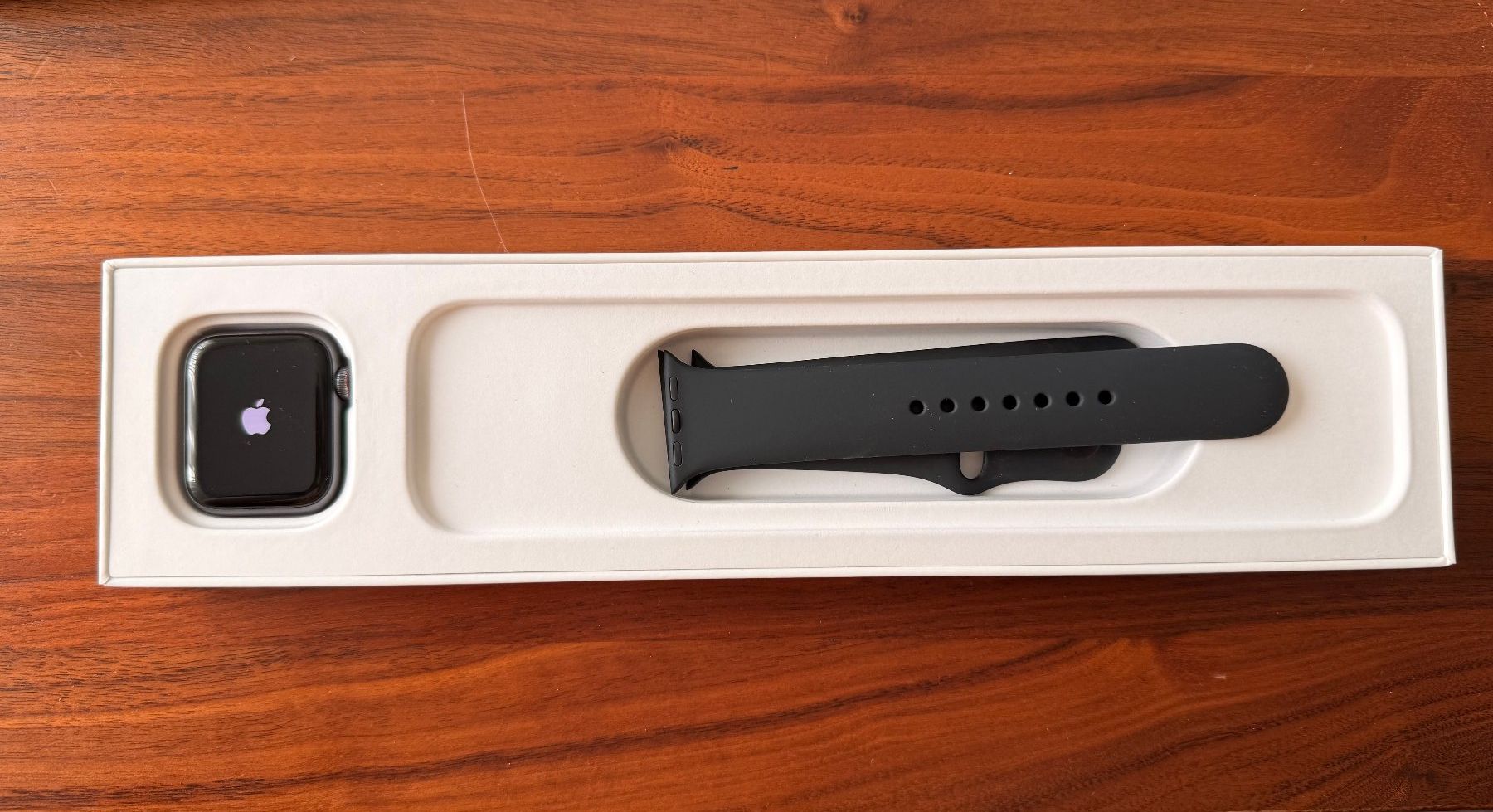 Apple Smartwatch: Apple Watch Series 6 – Usato da St.Gallen venduto da zoroshop