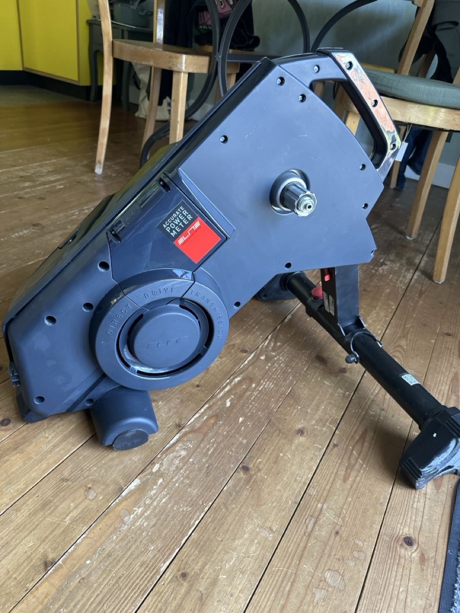 Hometrainer: Elite Rollentrainer – Gebraucht aus Winterthur von Cady-7 1