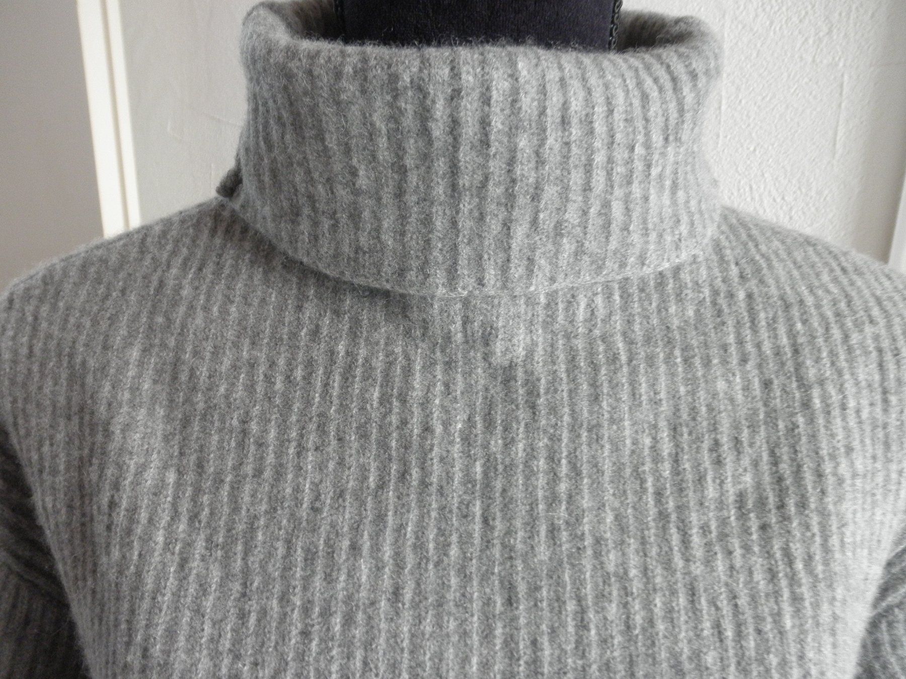 Maglioni & Felpe: Rollkragen Kurzpullover Wolle Kaschmir – Usato da Buttwil venduto da Engelhaar 1