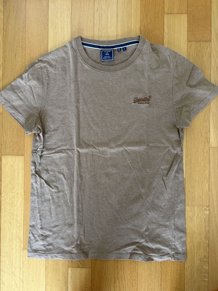 Superdry T-Shirts: T-Shirt von Superdry – Neu (gemäss Beschreibung) aus Horgen von max.123. 1