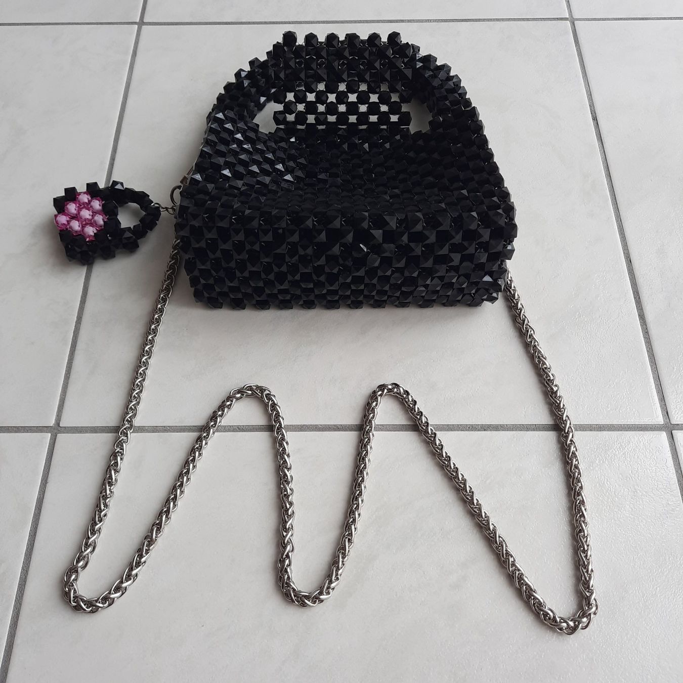 Borse da donna: Neue schicke Perlenhandtasche – Nuovo (secondo la descrizione) da Möhlin venduto da alexandra43 2