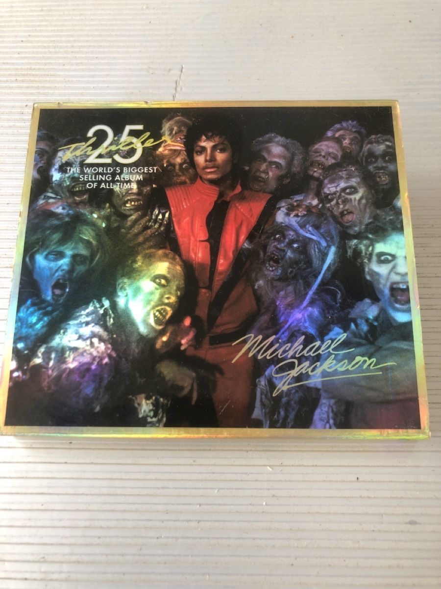 CDs: Michael Jackson Thriller 25 CD DVD digipak – D'occasion à Flaach par rubo7