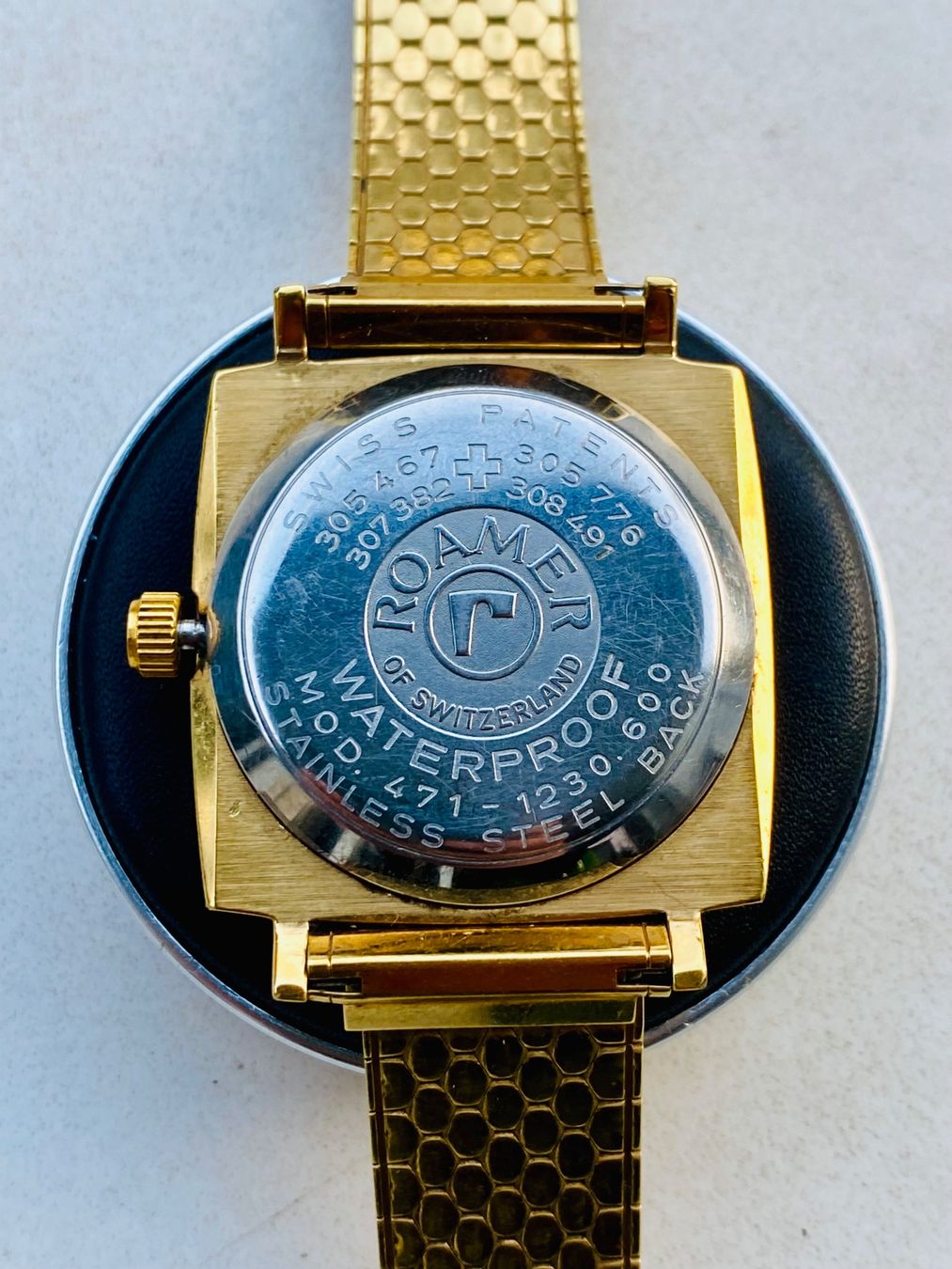 Roamer Uhren: Roamer Stingray Roto 44 Date - Gold nugget style – Gebraucht aus Küsnacht ZH von Pedramy 7