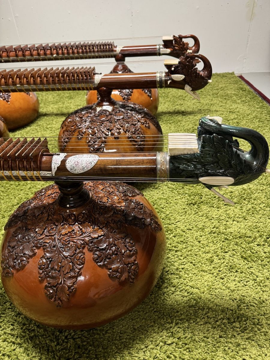 Strumenti musicali: Rudra Veena – Usato da Otelfingen venduto da Hargul 1