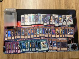 Nordische Deck- 55 Sammelkarten - Yugioh + Deckbox