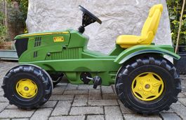 Tret traktor John Deere