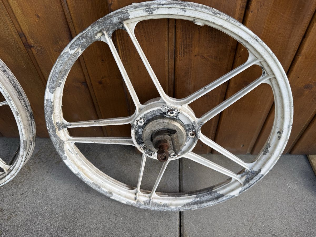 Puch Mofas: Puch Maxi Gussfelgen Radsatz Weiss – Gebraucht aus Glashütten von Schraubermeisterz 3