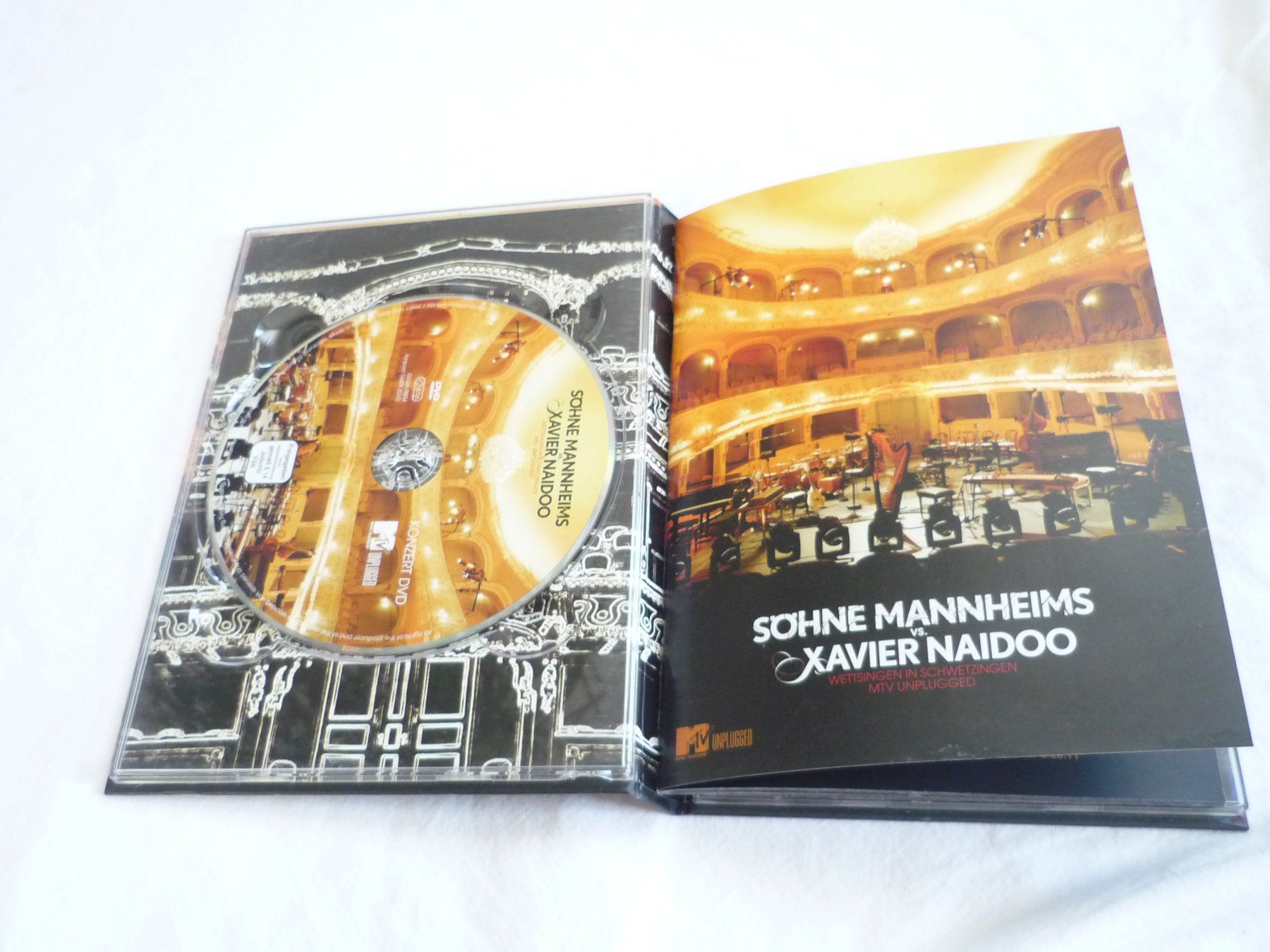 Tous les DVDs: 2 DVD - Söhne Mannheims vs Xavier Naidoo unplugged – D'occasion à Beringen par Flatretriever 3